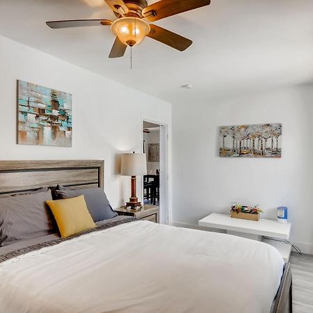 Appartamento Tropical Getaway/ Stunning 2Br Gem West Palm Beach Esterno foto